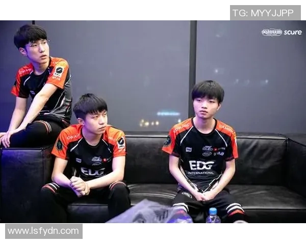 深入分析EDG战队阵地战策略与战术执行的精髓 深入分析EDG战队阵地战策略与战术执行的精髓